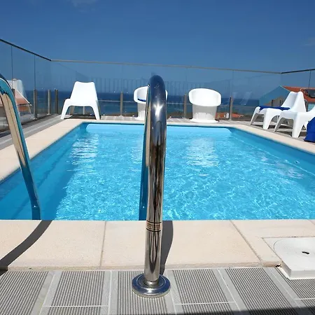 בית הארחה 4 Surf