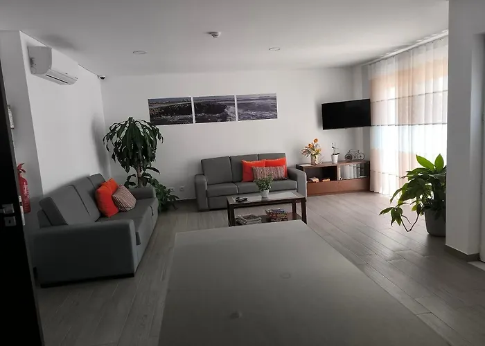 בית הארחה 4 Surf בליאל